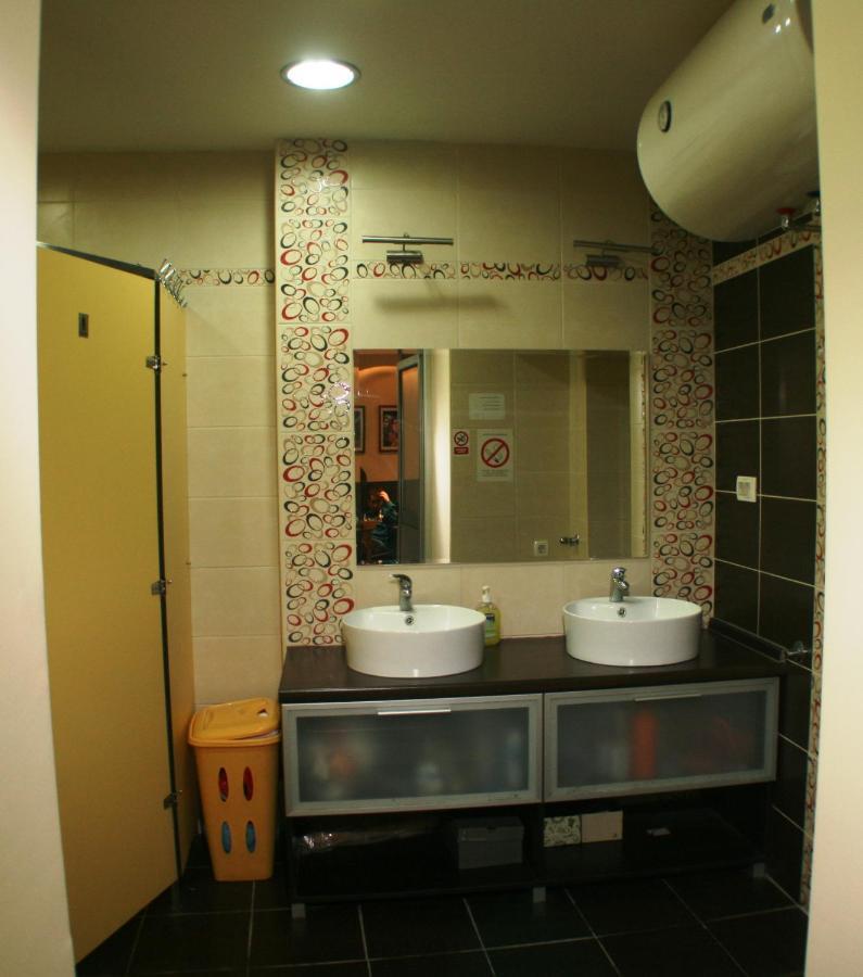 Hotel Jasmin Belgrad Exterior foto
